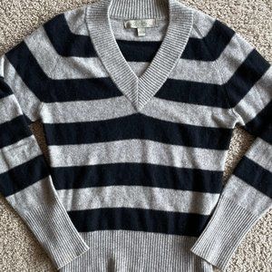One Girl Who cashmere V-Neck sweater